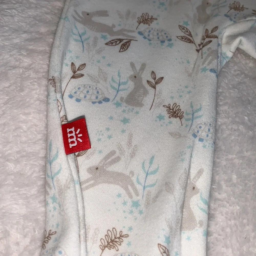 NWT Magnetic Me Meadow Rabbits Cream and Brown Footie 6-9M Hare & Tortoise - Picture 9 of 9